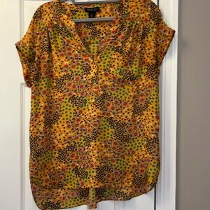 Rachel Zoe blouse. Size Large. Beautiful golden yellow with floral print